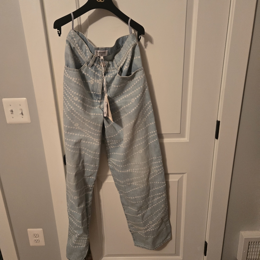 Chanel Jeans 38